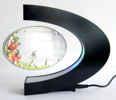 Кръгла рамка за снимки гравитация